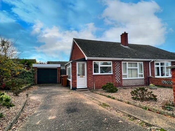 2 Bedroom Bungalow To Rent In Grange Drive, Melton Mowbray, LE13