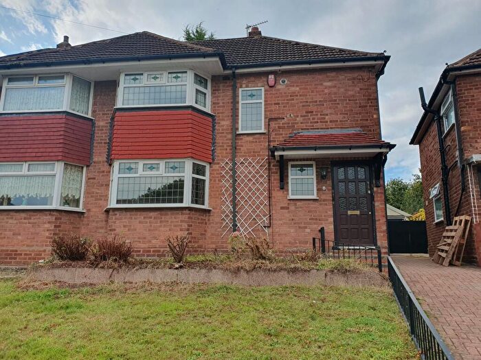 3 Bedroom Semi-Detached House For Sale In Temple Meadows Road, West Bromwich, B71