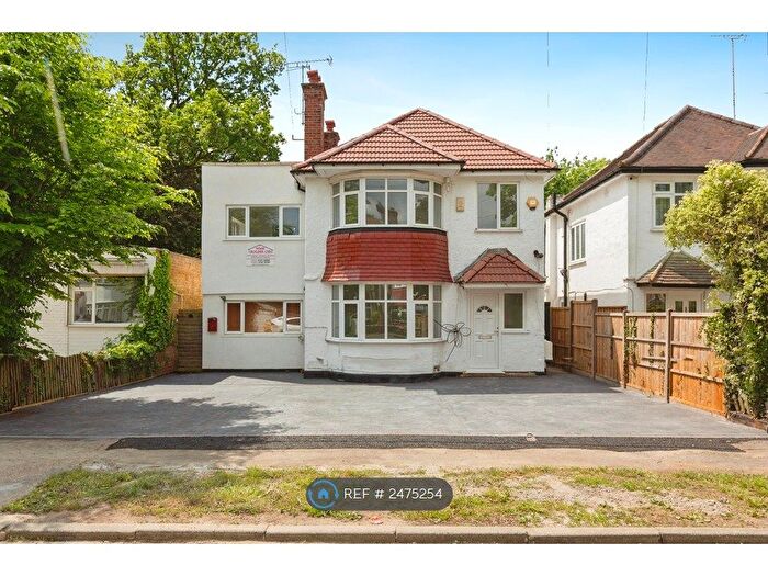 4 Bedroom Detached House To Rent In Northumberland Road, Harrow, HA2