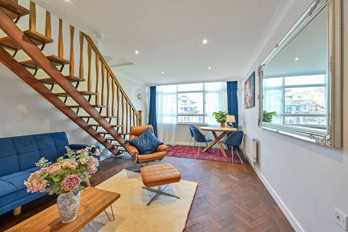 2 Bedroom Flat For Sale In Kersfield Road, Putney, London, SW15