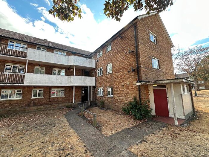 1 Bedroom Flat For Sale In Padnall Road, Chadwell Heath, Barking And Dagenham, RM6