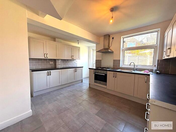 3 Bedroom Semi-Detached House To Rent In Jacey Road, Shirley, B90