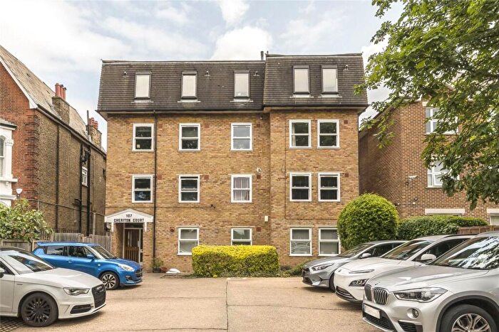 1 Bedroom Flat For Sale In Burnt Ash Hill, London, SE12