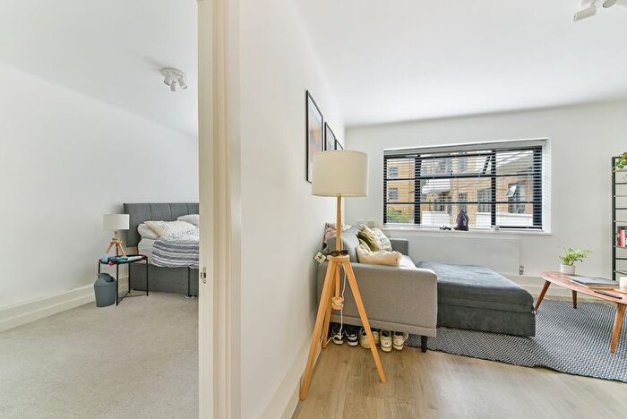 1 Bedroom Flat To Rent In Union Street, London, SE1