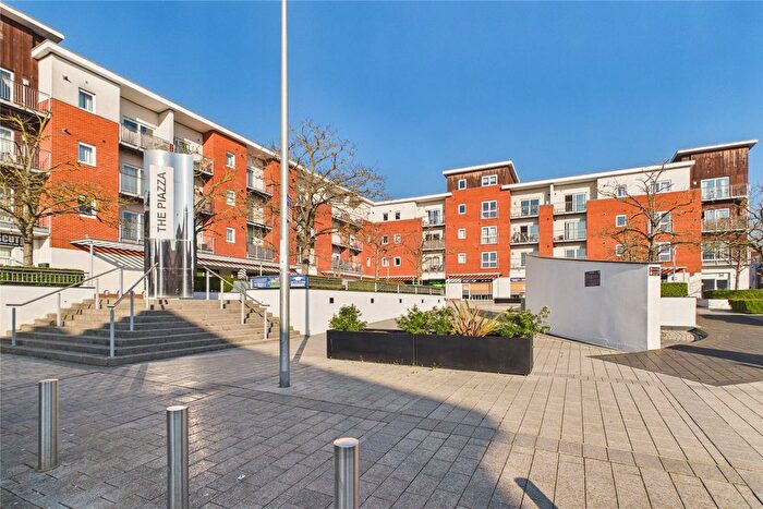 1 Bedroom Flat For Sale In Whale Avenue, Reading, Berkshire, RG2