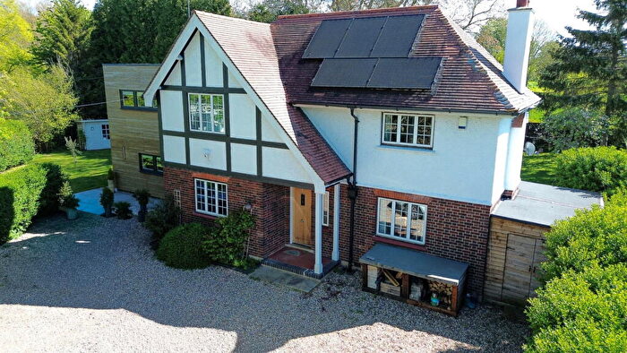 3 Bedroom Detached House For Sale In Rushden Road, Bletsoe, Bedford, MK44