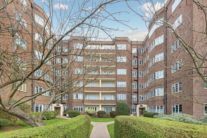 2 Bedroom Flat To Rent In Chiswick Village, London, W4