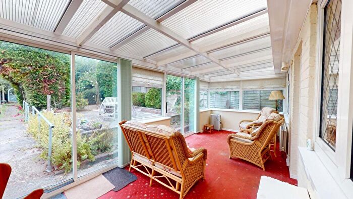 3 Bedroom Semi-Detached Bungalow For Sale In Charnwood Avenue, Westone, Northampton, NN3