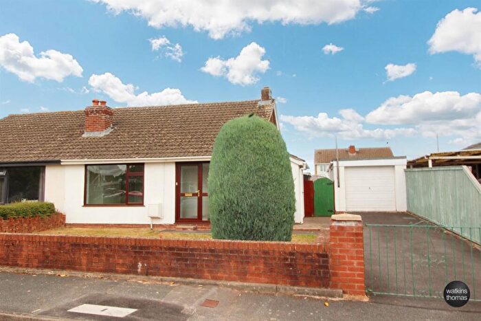 2 Bedroom Semi-Detached Bungalow For Sale In Mill Close, Credenhill, Hereford, HR4