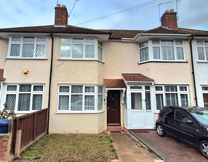 2 Bedroom Terraced House For Sale In Blackmore Avenue, Southall, UB1