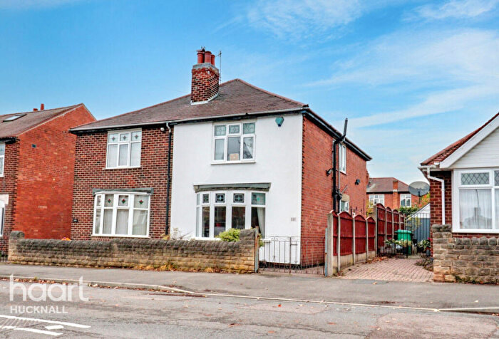 3 Bedroom Semi Detached House For Sale In Piccadilly, Nottingham, NG6