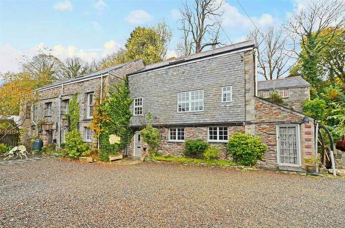8 Bedroom Detached House For Sale In Ladock, TR2
