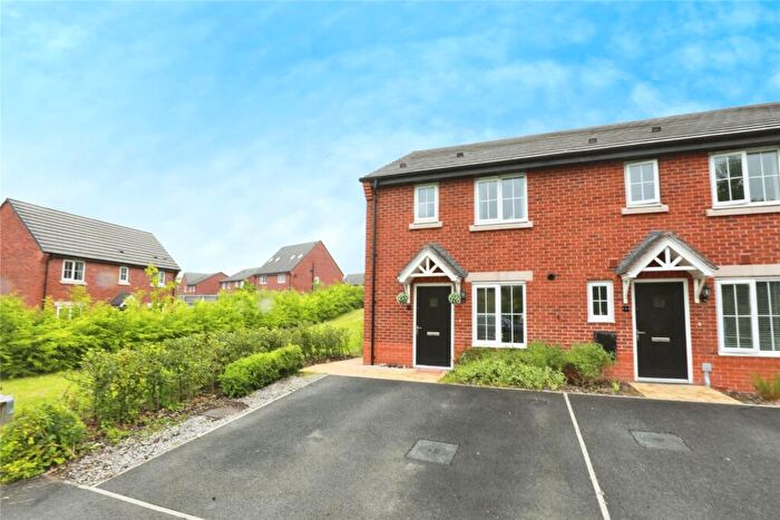 3 Bedroom End Of Terrace House For Sale In Warham Grove, Winsford, Cheshire, CW7