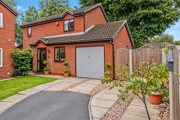 4 Bedroom Detached House For Sale In Clumber Drive, Gomersal, Cleckheaton, West Yorkshire, BD19