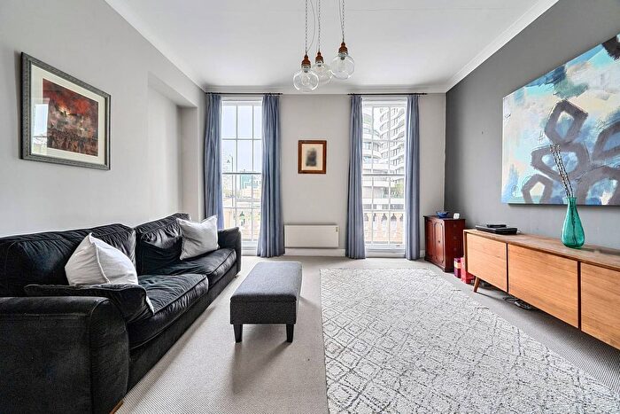 2 Bedroom Flat For Sale In Millbank, Pimlico, London, SW1P