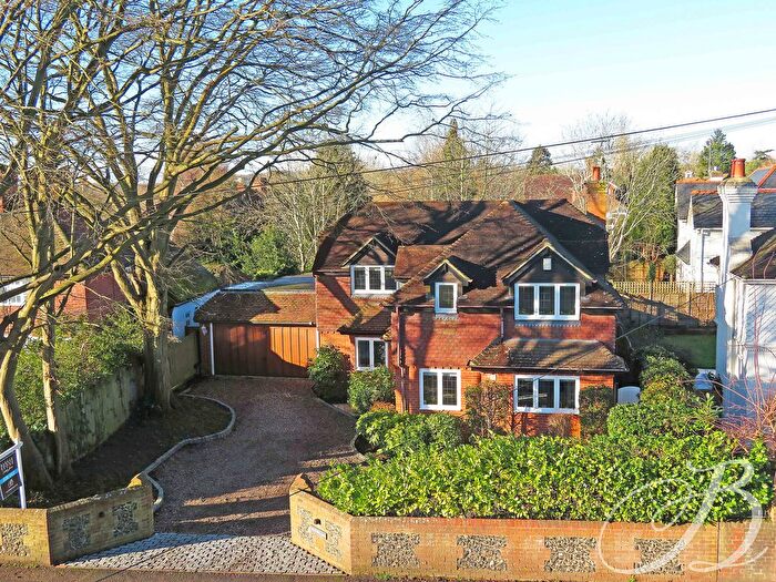 5 Bedroom Detached House For Sale In Sutton Road, Cookham, SL6
