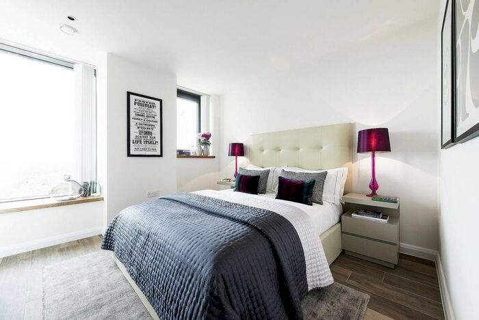 1 Bedroom Flat To Rent In Vantage Point, Junction Road, Archway, London, N19