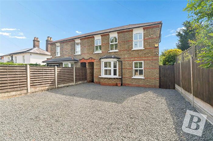 4 Bedroom Semi-Detached House For Sale In Coopers Hill, Ongar, Essex, CM5