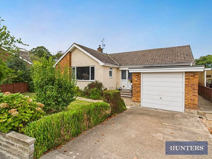 2 Bedroom Detached Bungalow For Sale In Barden Place, Filey, YO14
