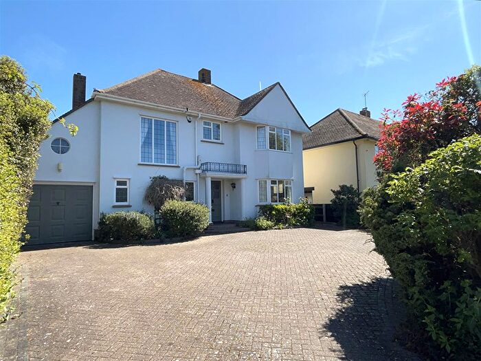 3 Bedroom Detached House To Rent In Second Avenue, Frinton-On-Sea, CO13