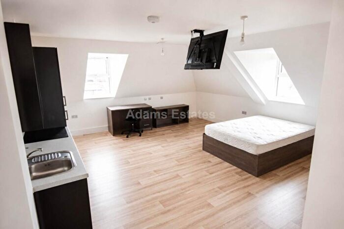 Studio To Rent In Charndon Close, Reading, RG2