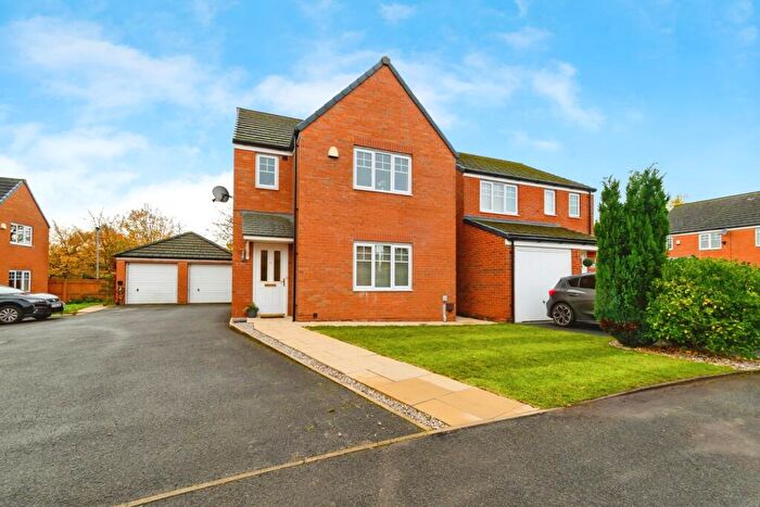 3 Bedroom Detached House For Sale In Elton Fold Chase, Bury, Greater Manchester, BL8