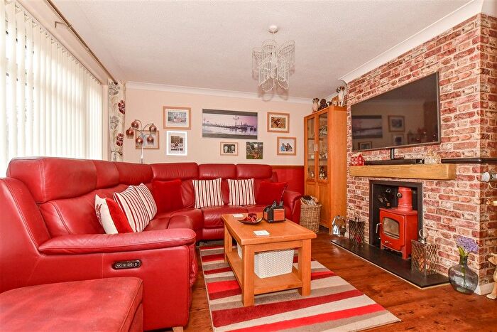 4 Bedroom Semi-detached House For Sale In Sydney Road, Whitstable, Kent, CT5