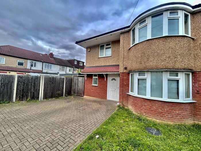 3 Bedroom Property To Rent In Merlins Avenue, Rayners Lane, HA2