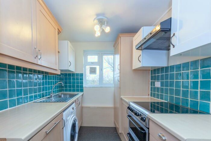 2 Bedroom Apartment To Rent In Water Eaton Road, North Oxford, OX2