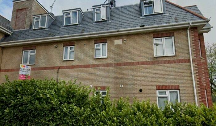2 Bedroom Apartment To Rent In Frinton Court, Oakleigh, N20