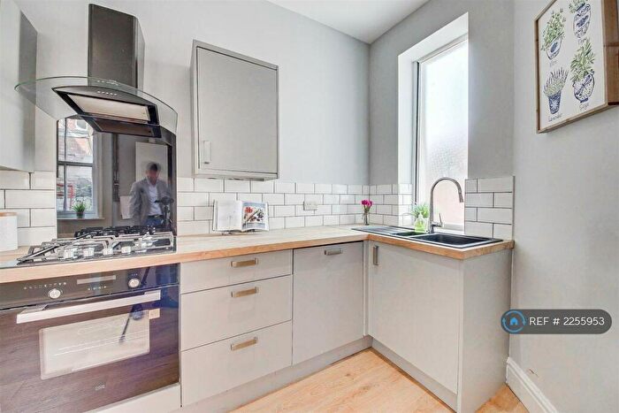 6 Bedroom Semi-Detached House To Rent In Riding Street, Southport, PR8