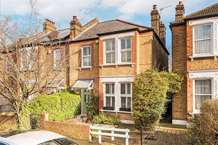 3 Bedroom House For Sale In Parkcroft Road, Lee, SE12