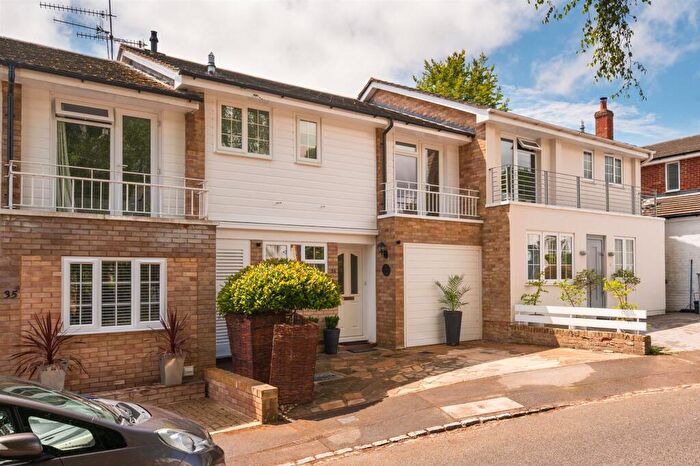 3 Bedroom Terraced House For Sale In Milton Close, Henley-On-Thames, RG9