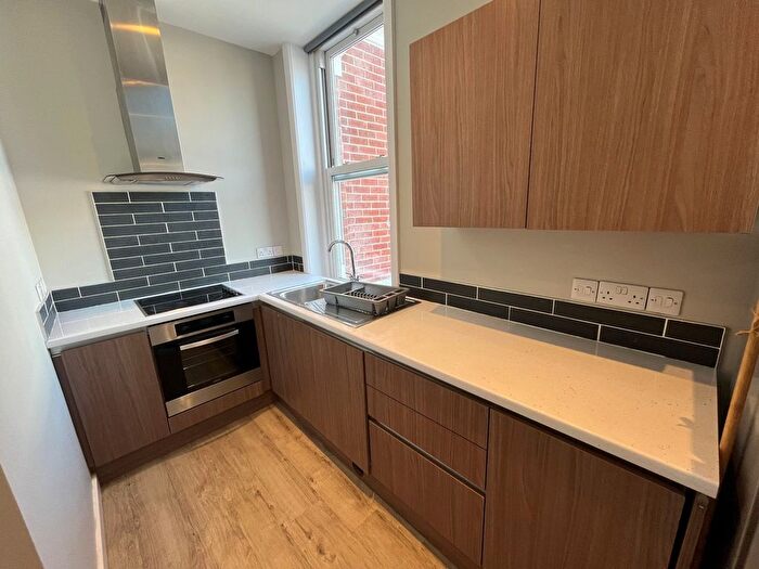 1 Bedroom Flat To Rent In - St Michaels Road, West Cliff, Bournemouth, BH2