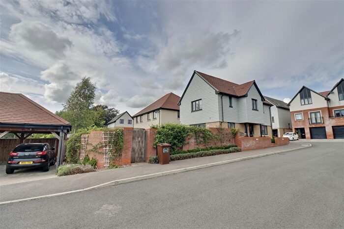 3 Bedroom Property For Sale In Nautilus Drive, Portsmouth, PO6