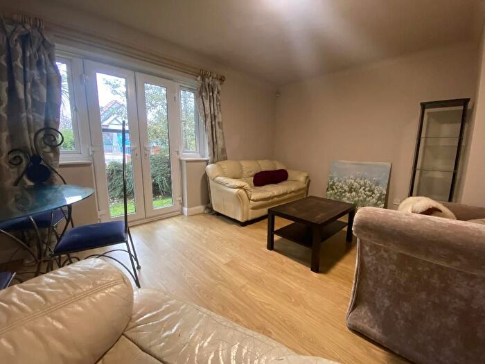 2 Bedroom Detached House To Rent In Vancouver Quays, Salford, M50