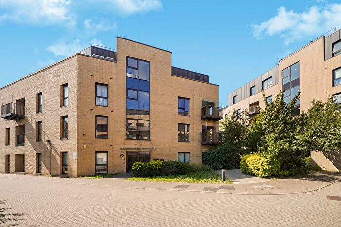2 Bedroom Flat For Sale In Newman Close, Willesden, NW10