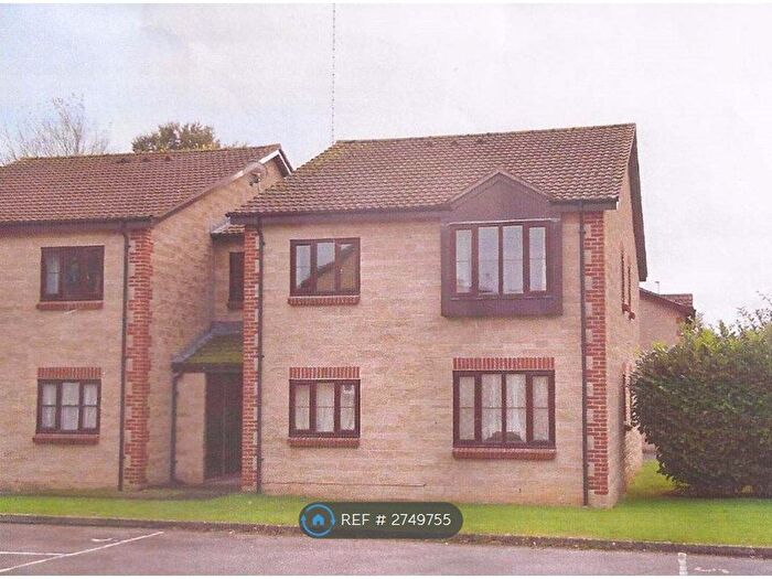 1 Bedroom Flat To Rent In Ritchie Road, Yeovil, BA22