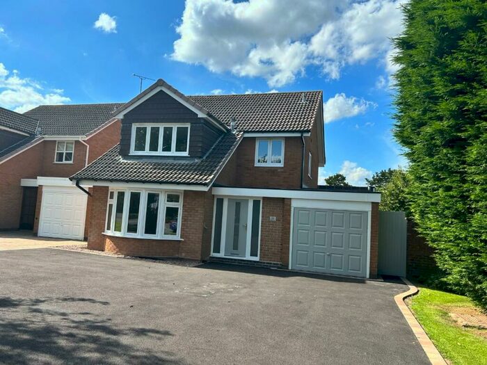 4 Bedroom Detached House To Rent In Purnells Way, Knowle, Solihull, B93