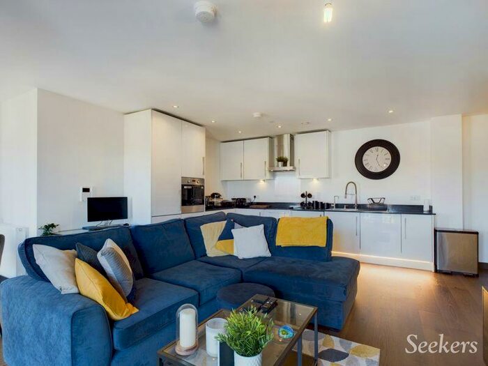 1 Bedroom Apartment To Rent In Rosalind Drive, Maidstone, ME14