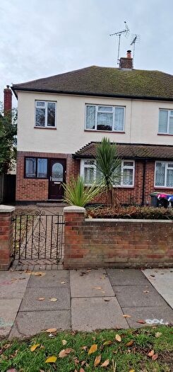 3 Bedroom Semi Detached House To Rent In Manners Way, Southend-On-Sea, SS2