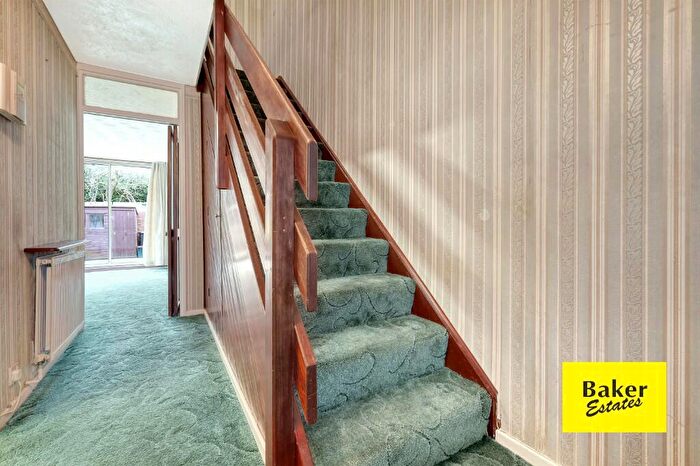 3 Bedroom End Of Terrace House For Sale In Covert Road, Hainault, London, IG6