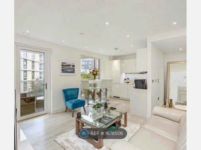 1 Bedroom Flat To Rent In Vauxhall, London, SW8