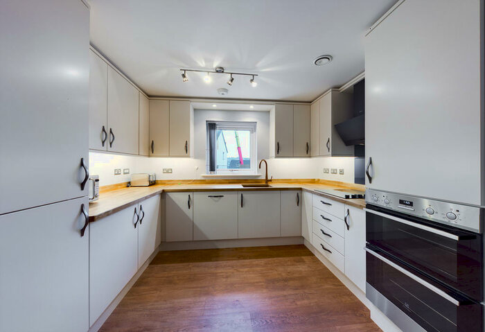 4 Bedroom Detached House To Rent In Tithebarn Way, Exeter, Devon, EX1