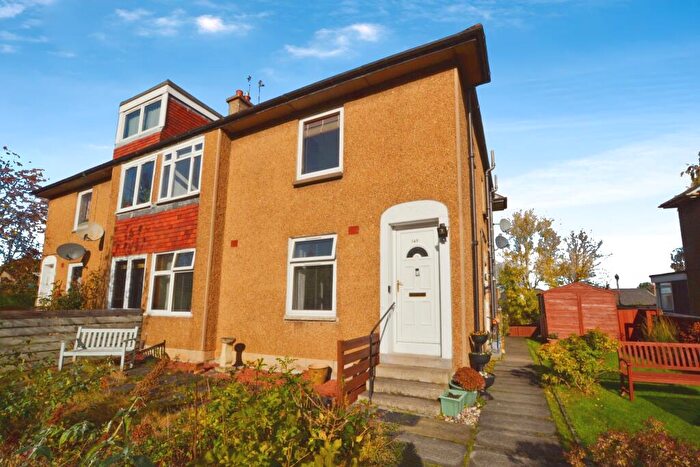 3 Bedroom Flat To Rent In Colinton Mains Road, Oxgangs, Edinburgh, EH13