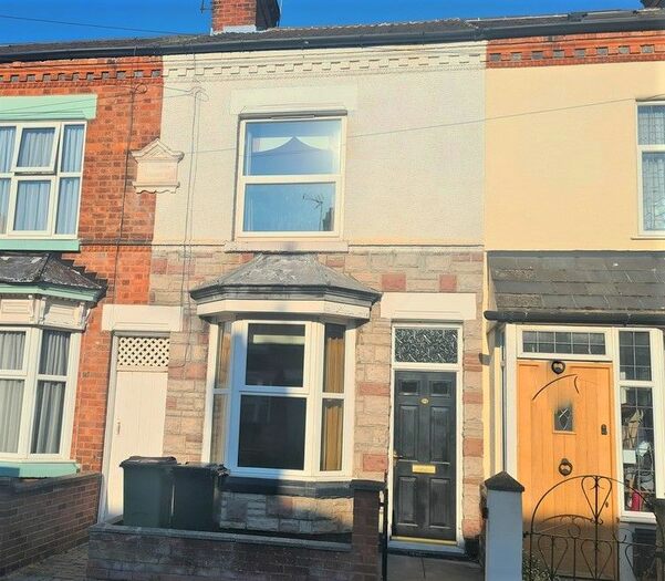 3 Bedroom Terraced House To Rent In Clifford Street, Wigston, Leicester, LE18