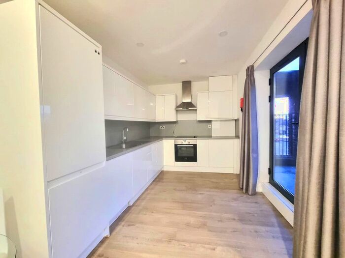 1 Bedroom Flat To Rent In Butchers Road, London, E16