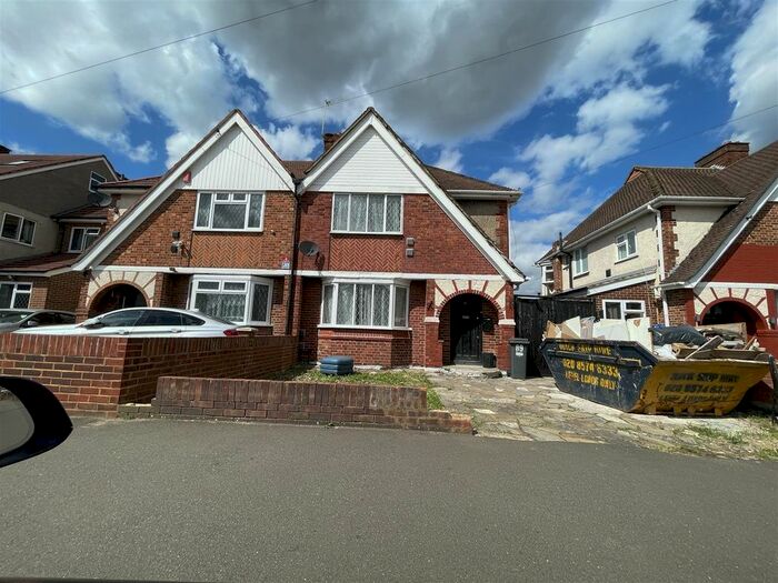 3 Bedroom Property To Rent In Sutton Road, Heston, Hounslow, TW5