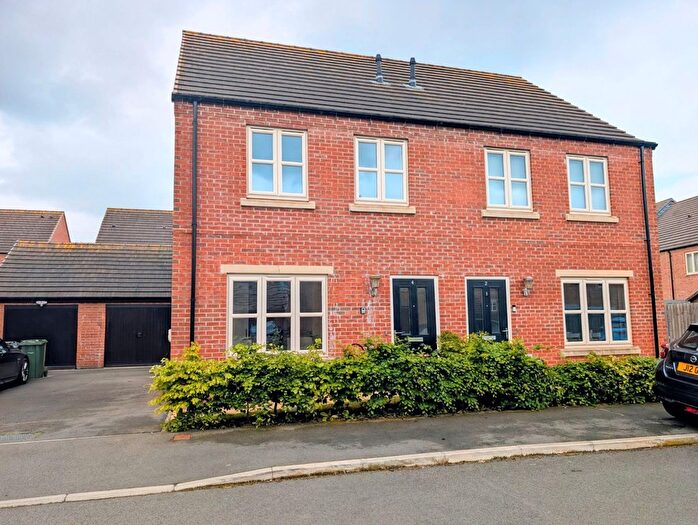 3 Bedroom Semi-Detached House To Rent In Swift Way, Castleford, West Yorkshire, WF10
