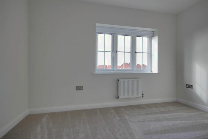 4 Bedroom Detached House For Sale In Turpin's Chase, Welton, Brough, HU15